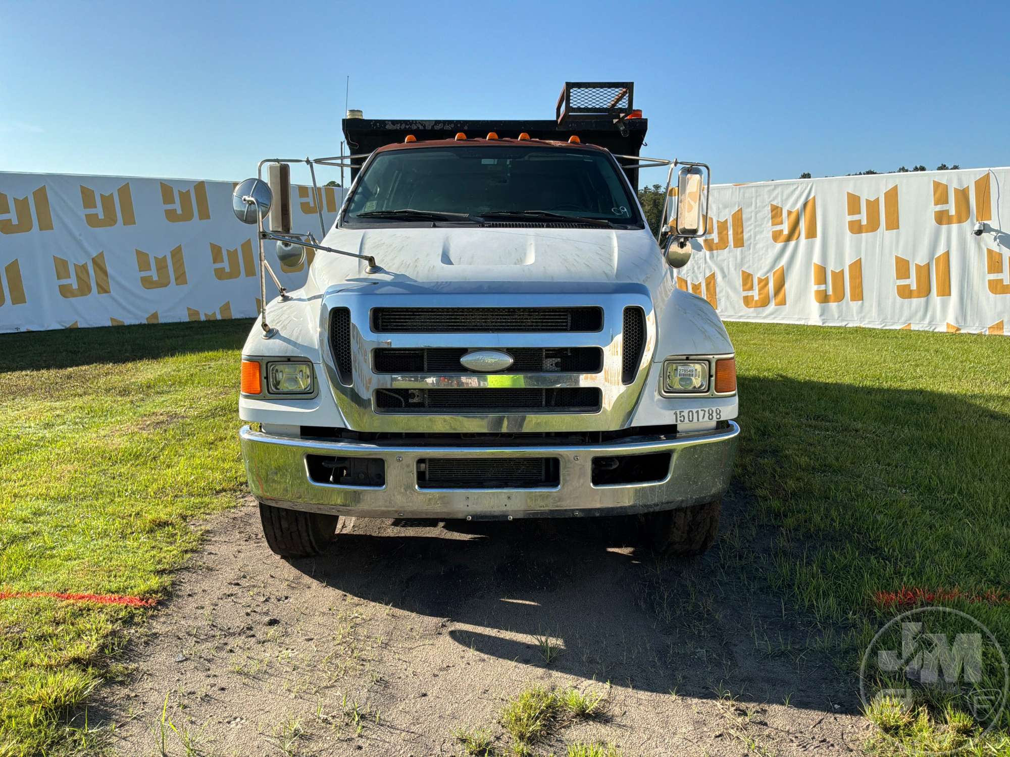 2009 Ford F-650XL SD CREW CAB