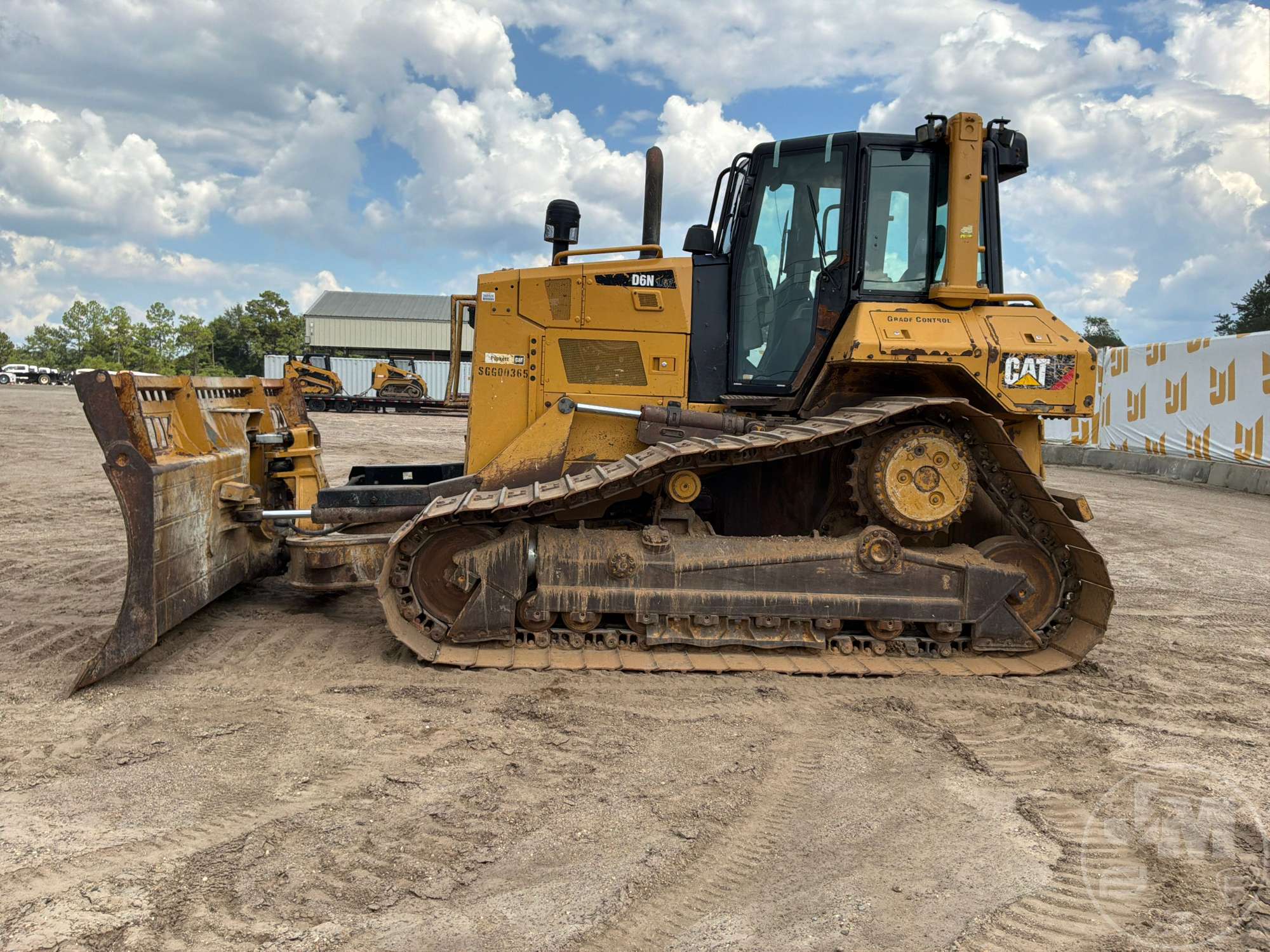2018 Caterpillar D6N LGP