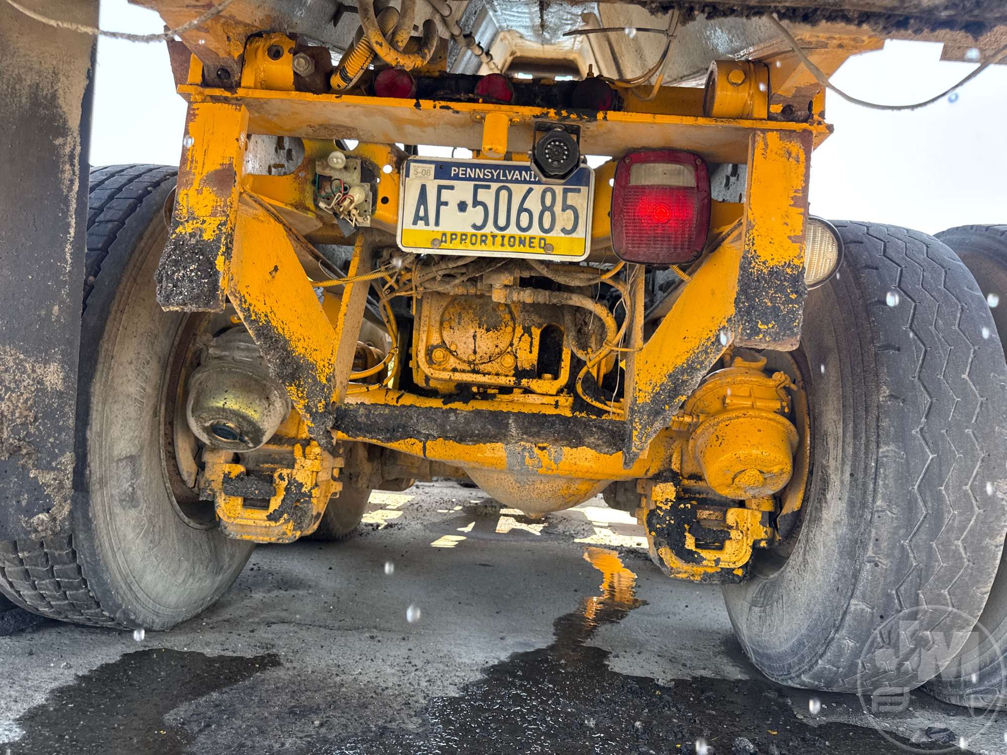 1996 Mack RD688S