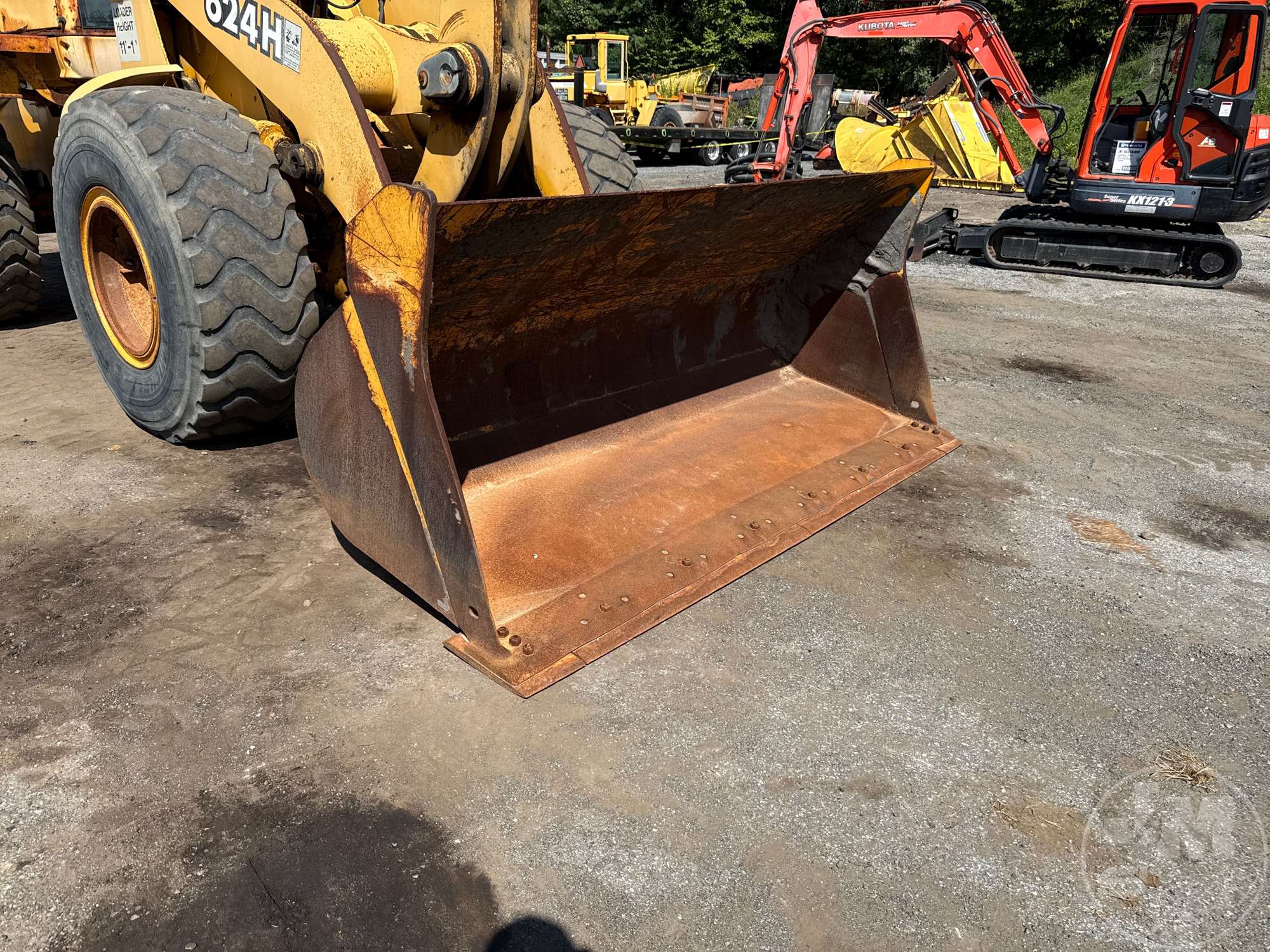 2001 John Deere 624H