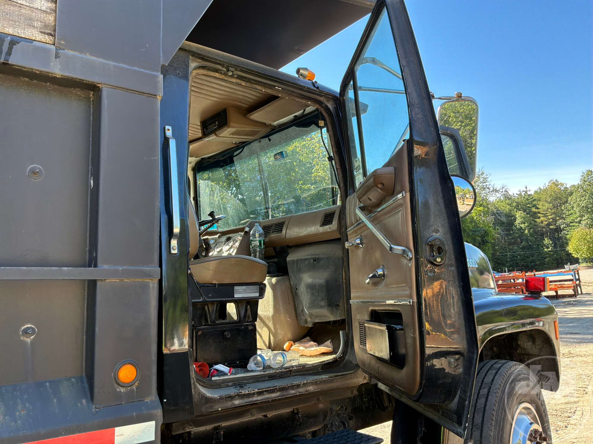 1993 Ford L9000