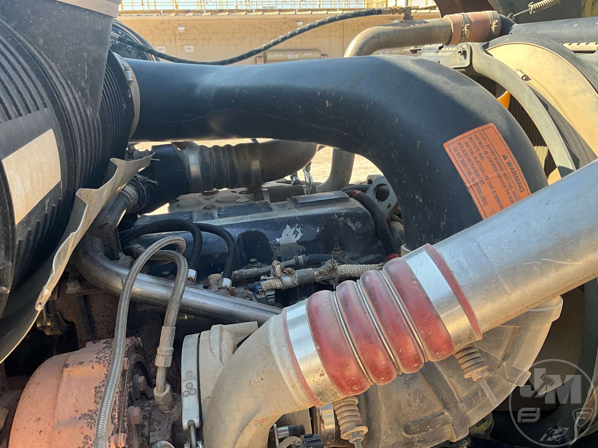 2004 Mack CH613