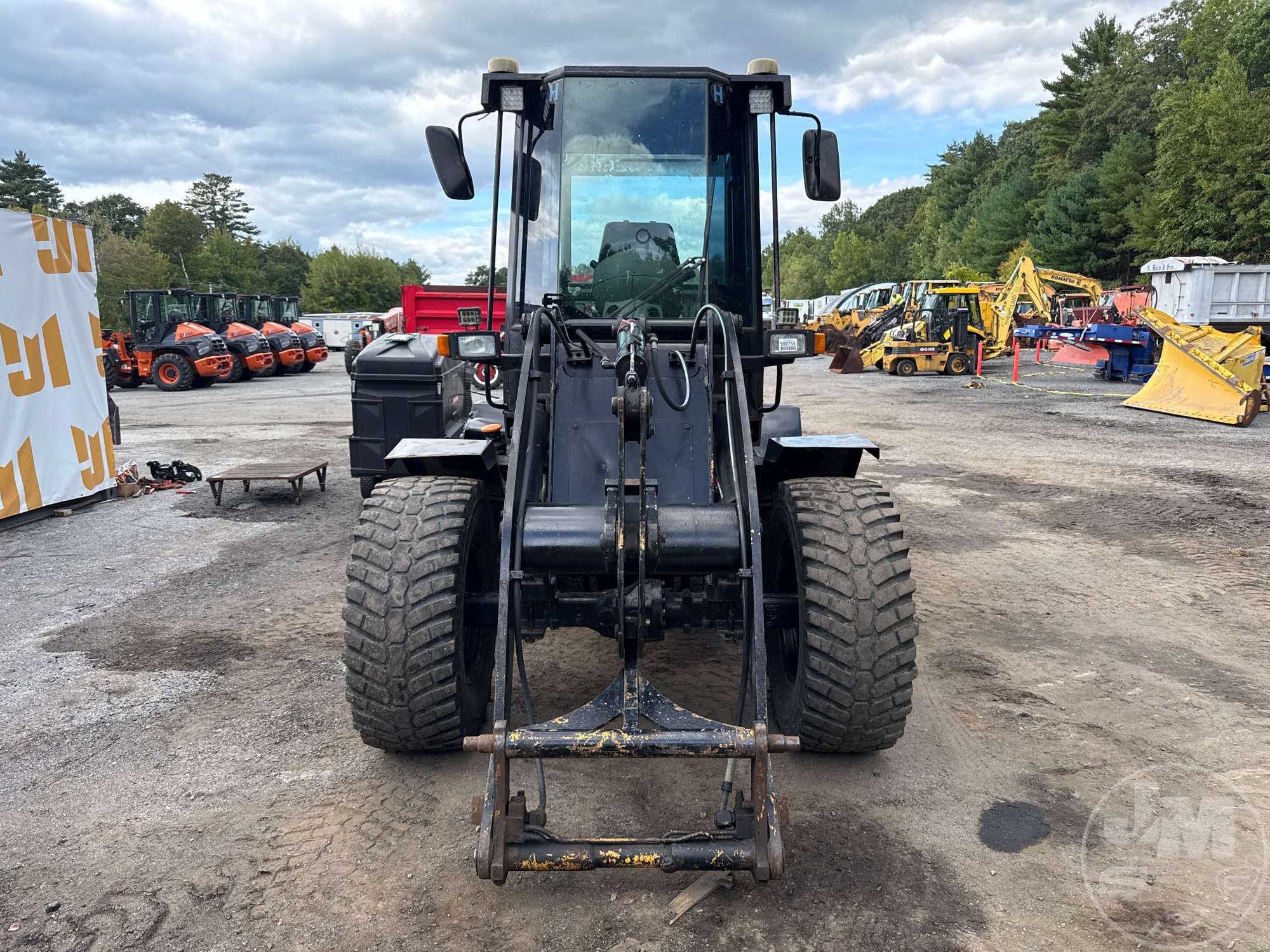 2000 John Deere 304H