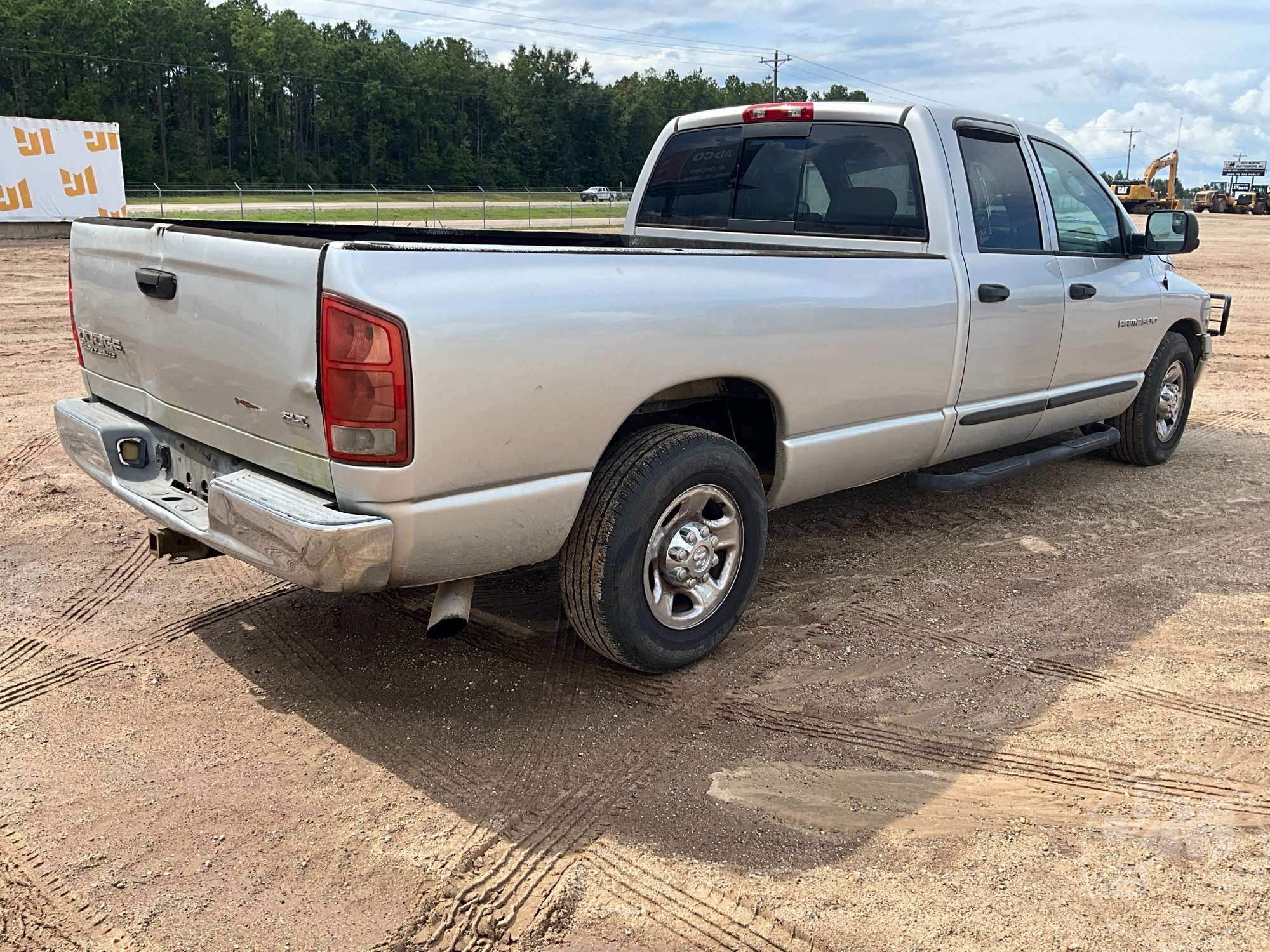 2004 Dodge RAM SLT