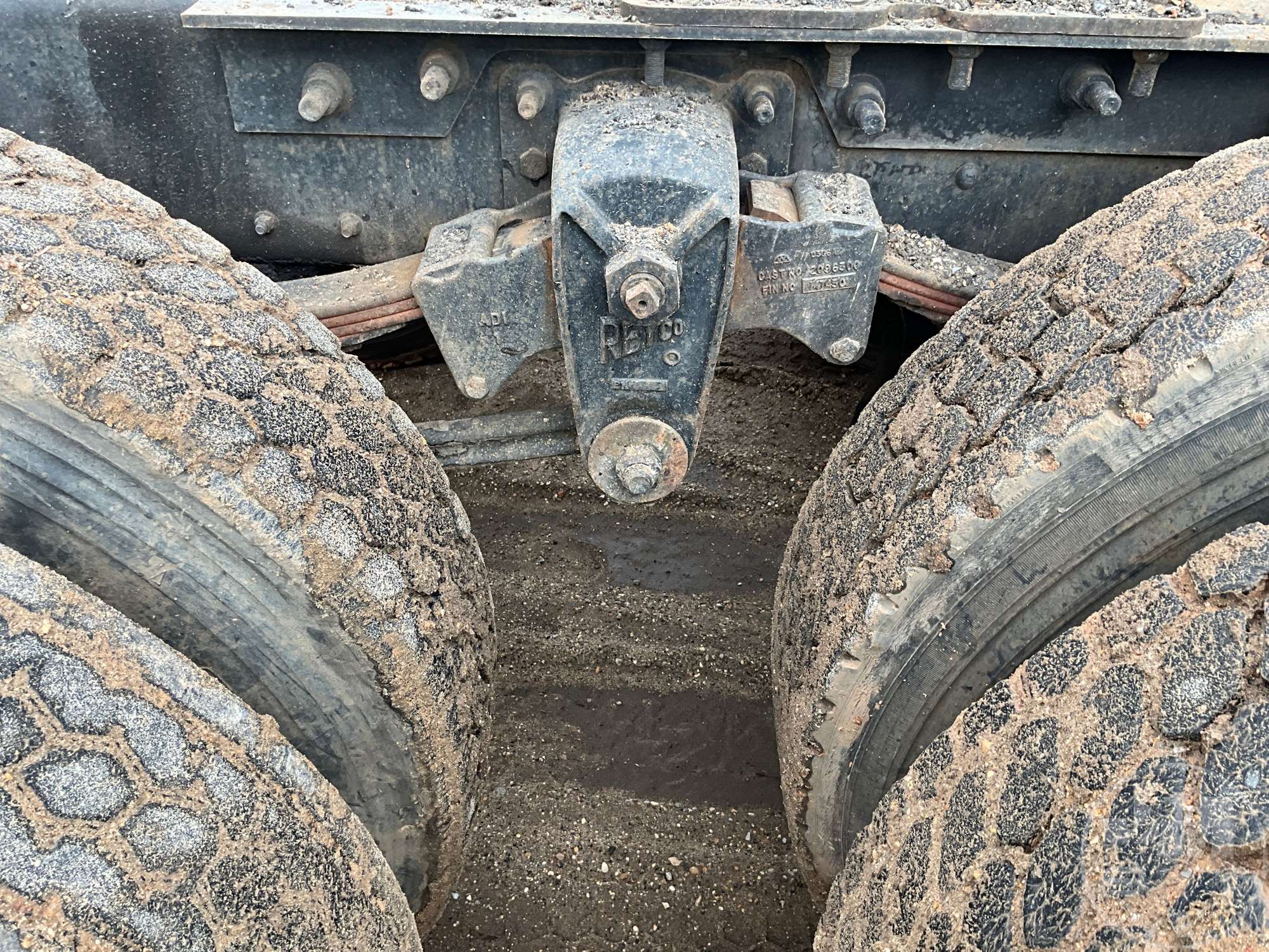 1997 Mack CH 613