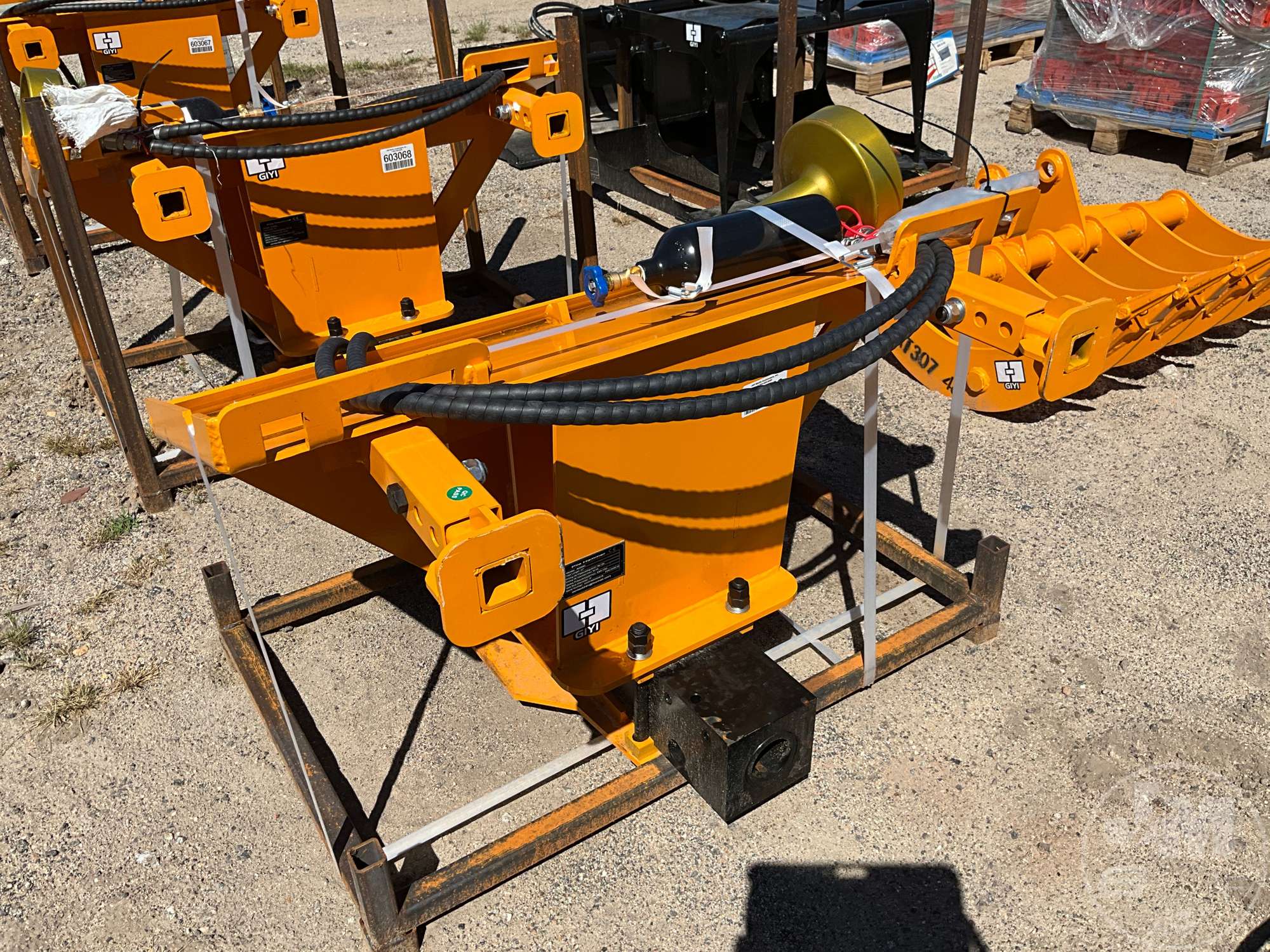 Photo of 2026 GIYI AD680