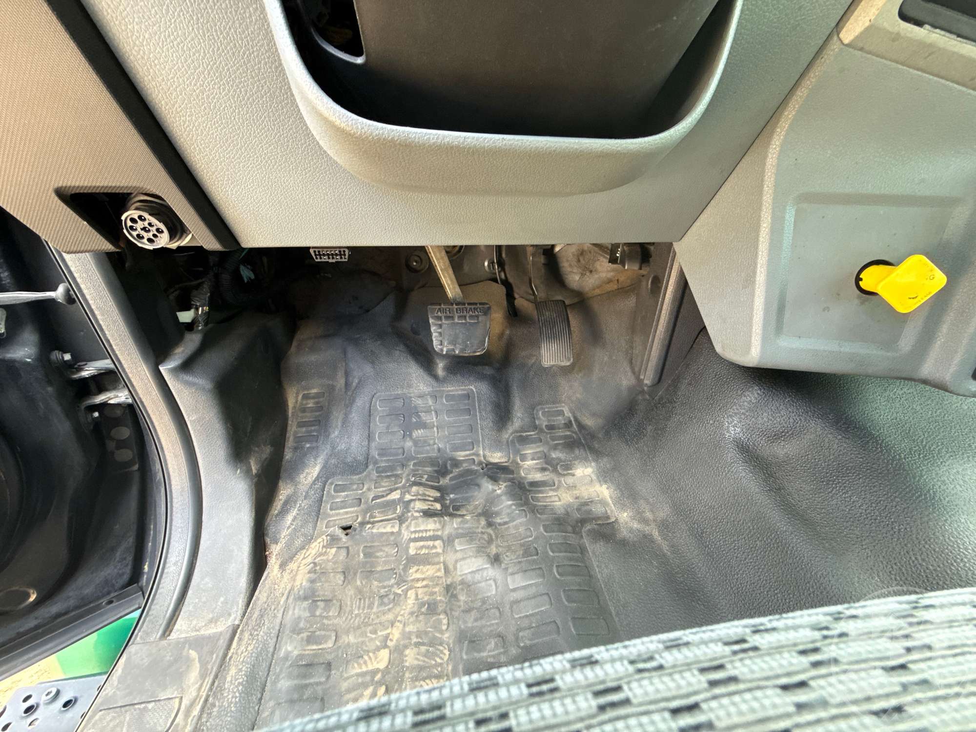 2017 Ford F650