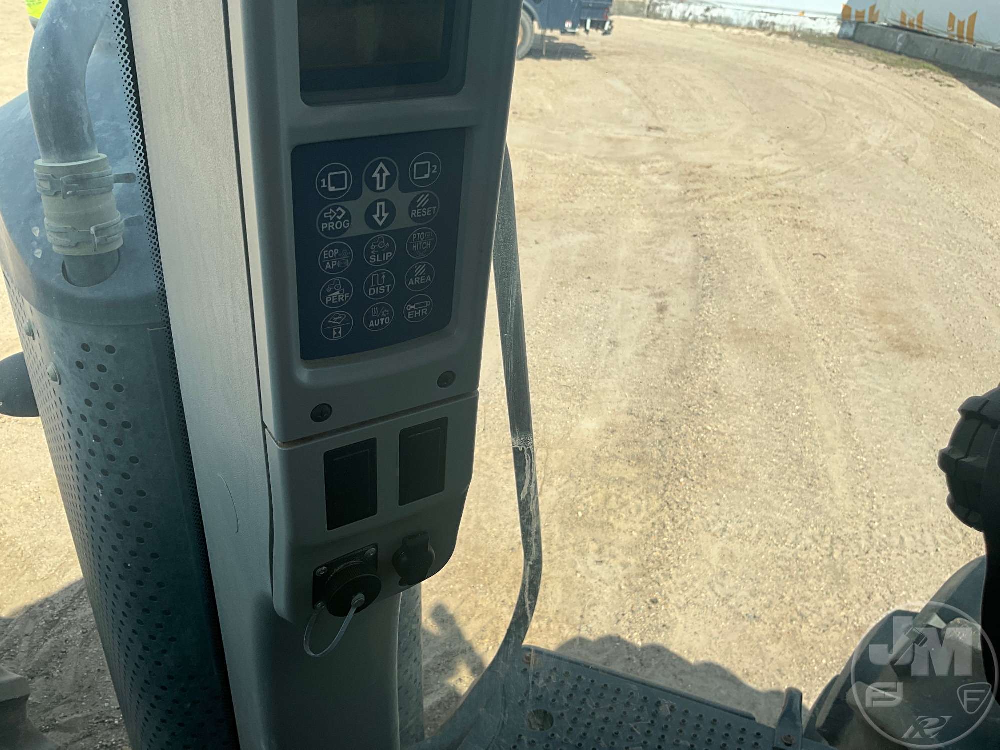 2019 New Holland T8.320