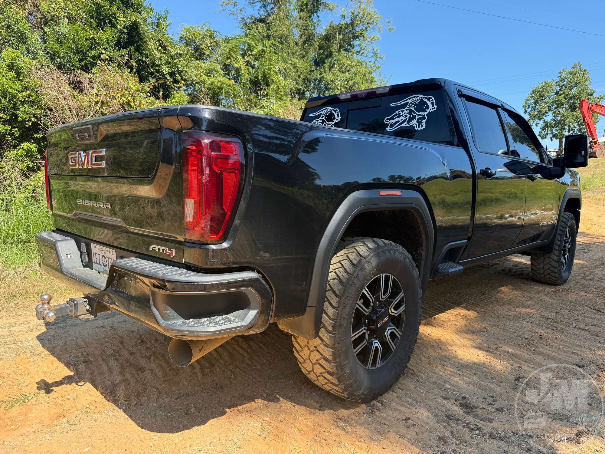 2022 GMC AT4 HD