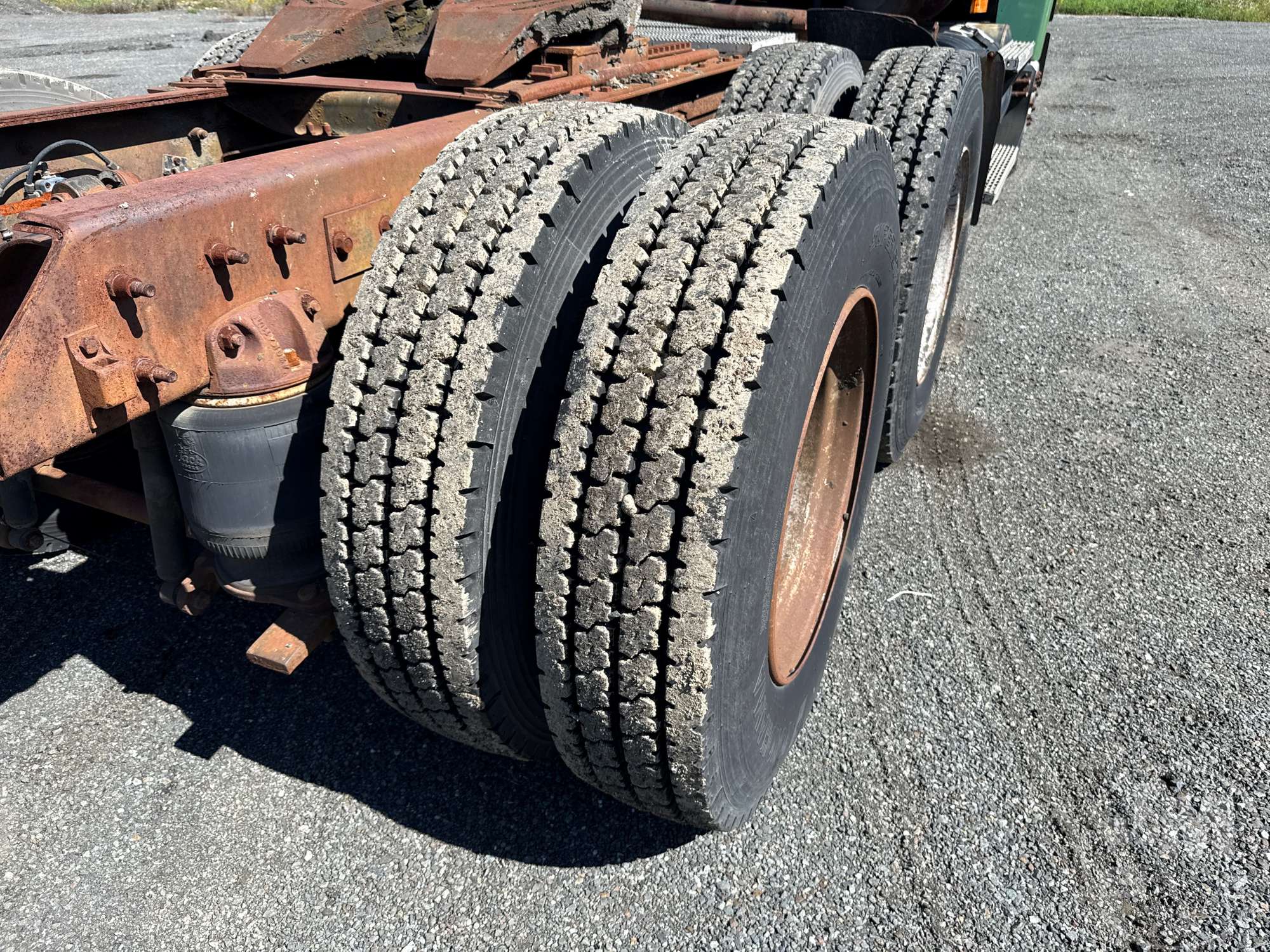 1994 Mack CH 613