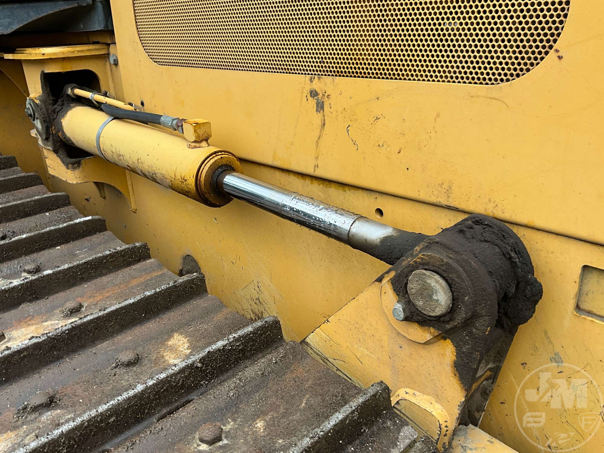 2005 John Deere 450J LT