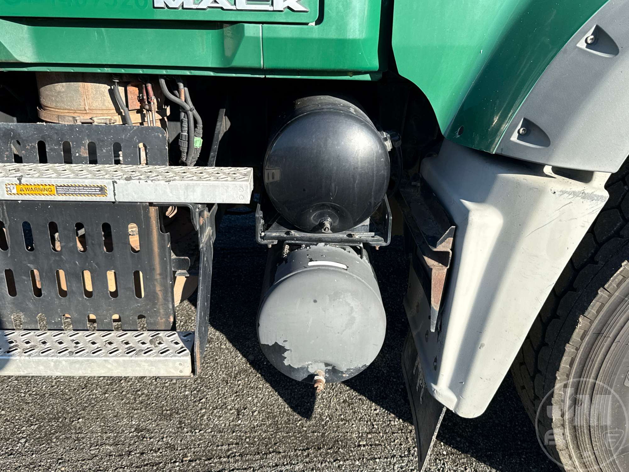 2011 Mack GU GRANITE