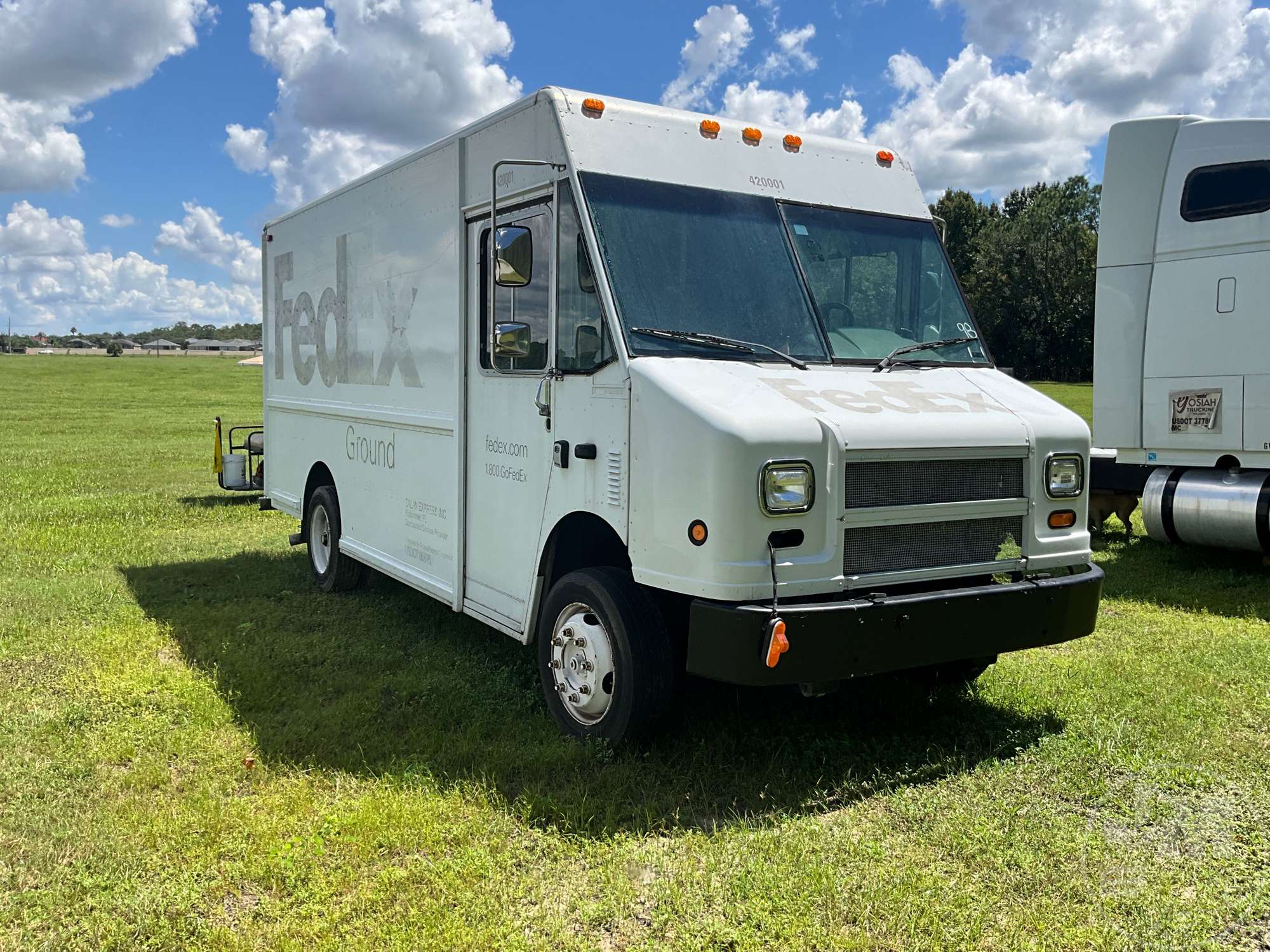 1998 Freightliner MT45 CHASSIS