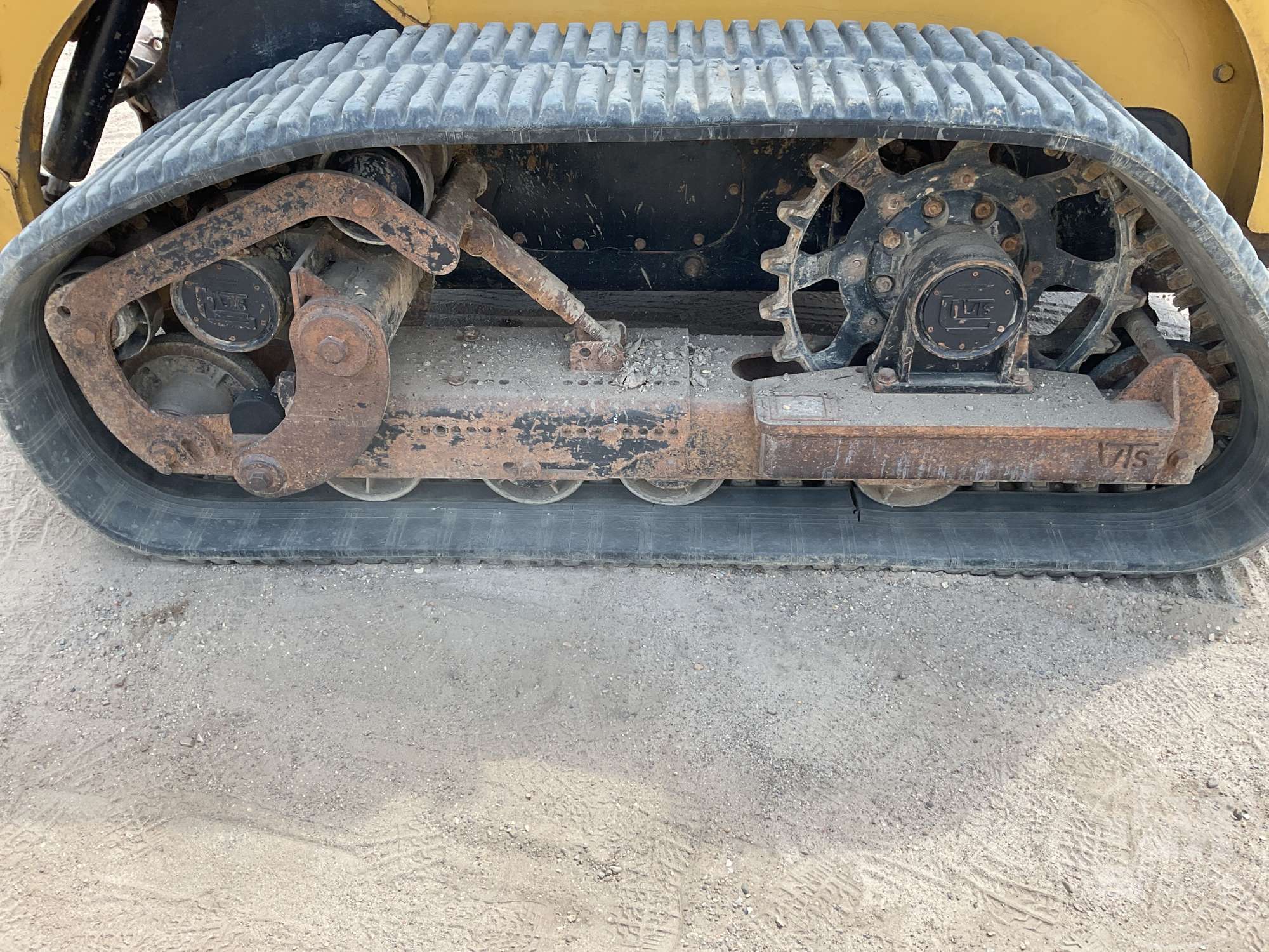 2000 Caterpillar 236B