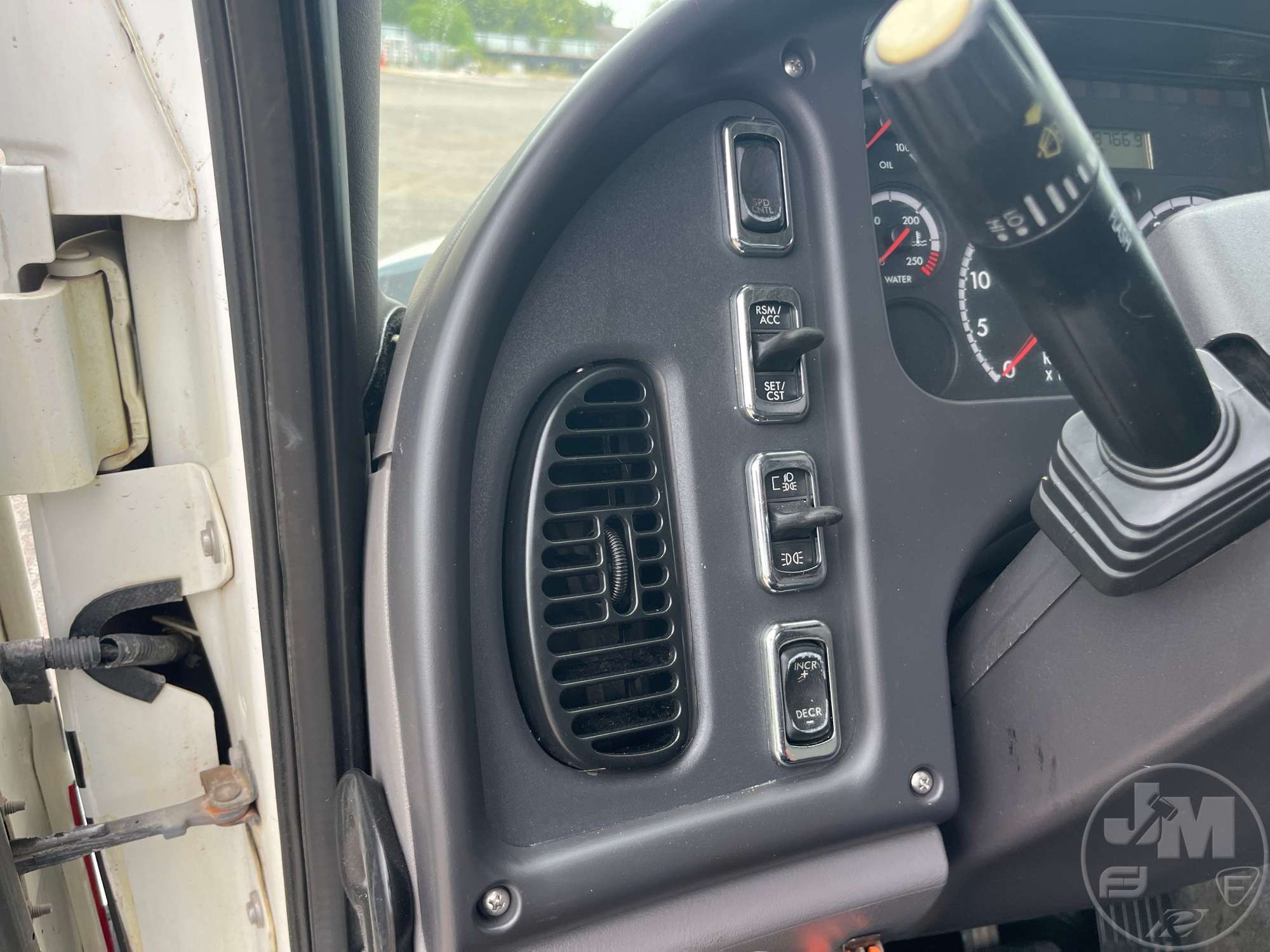 2014 Freightliner 114SD