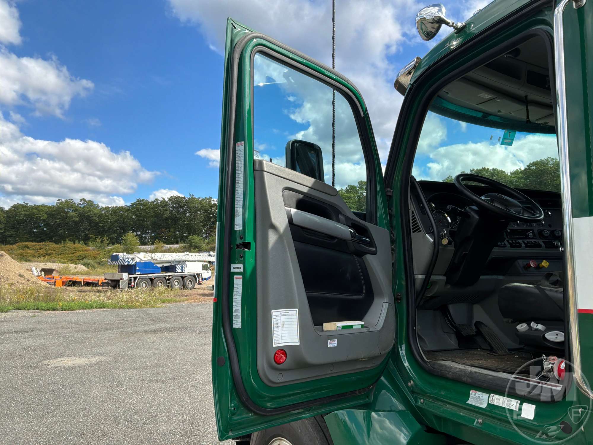 2020 Kenworth T880