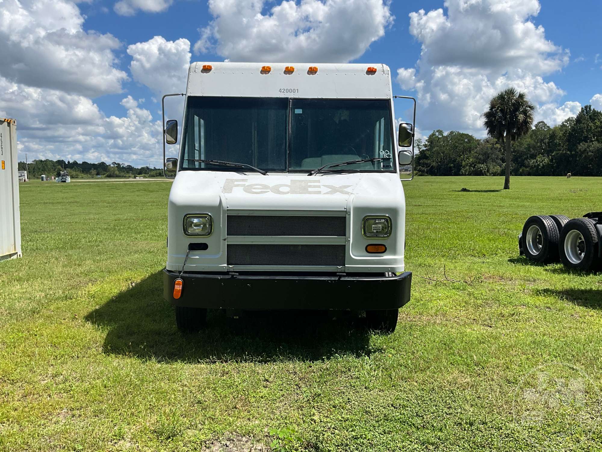 1998 Freightliner MT45 CHASSIS