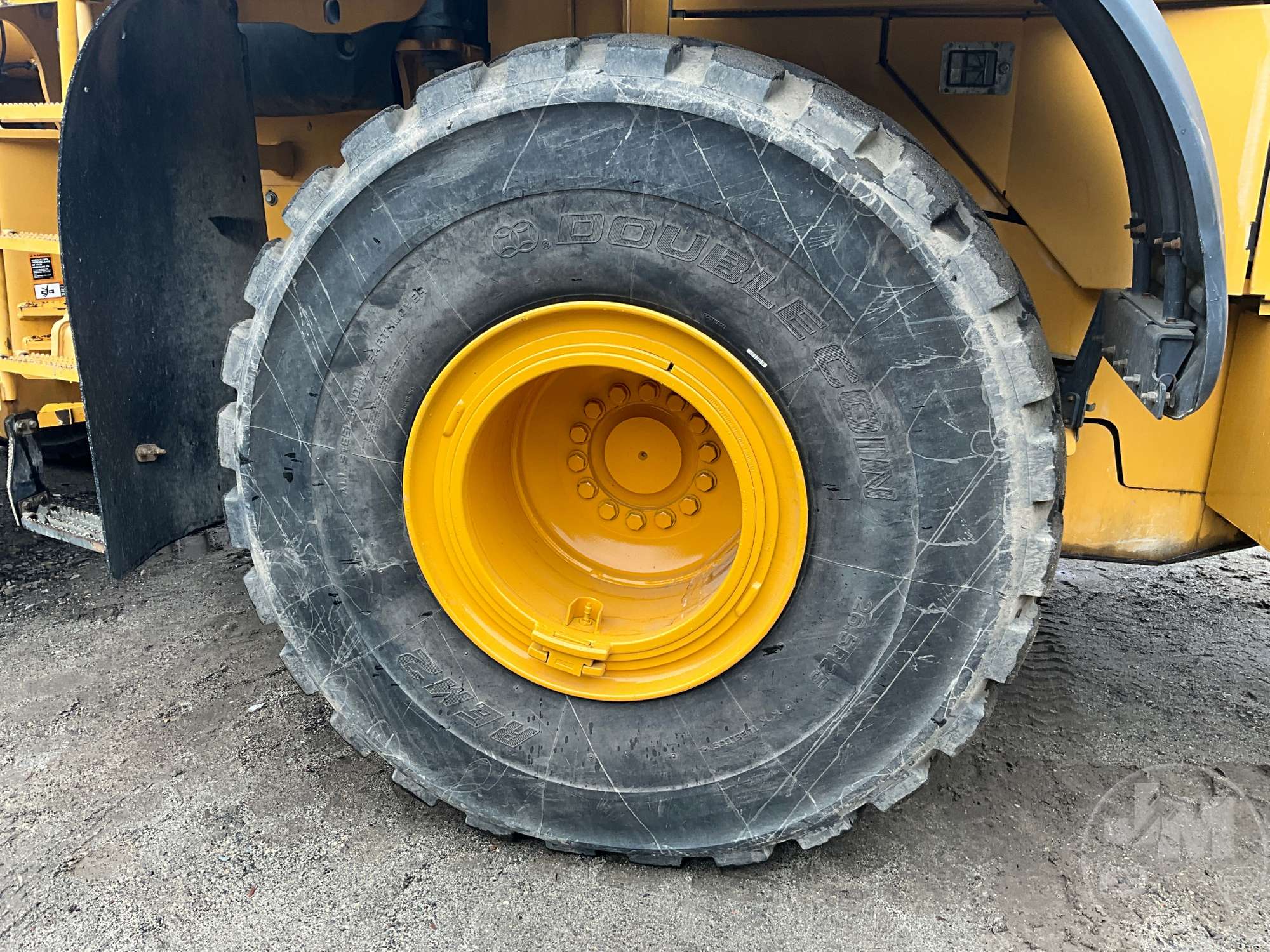 2012 John Deere 744K