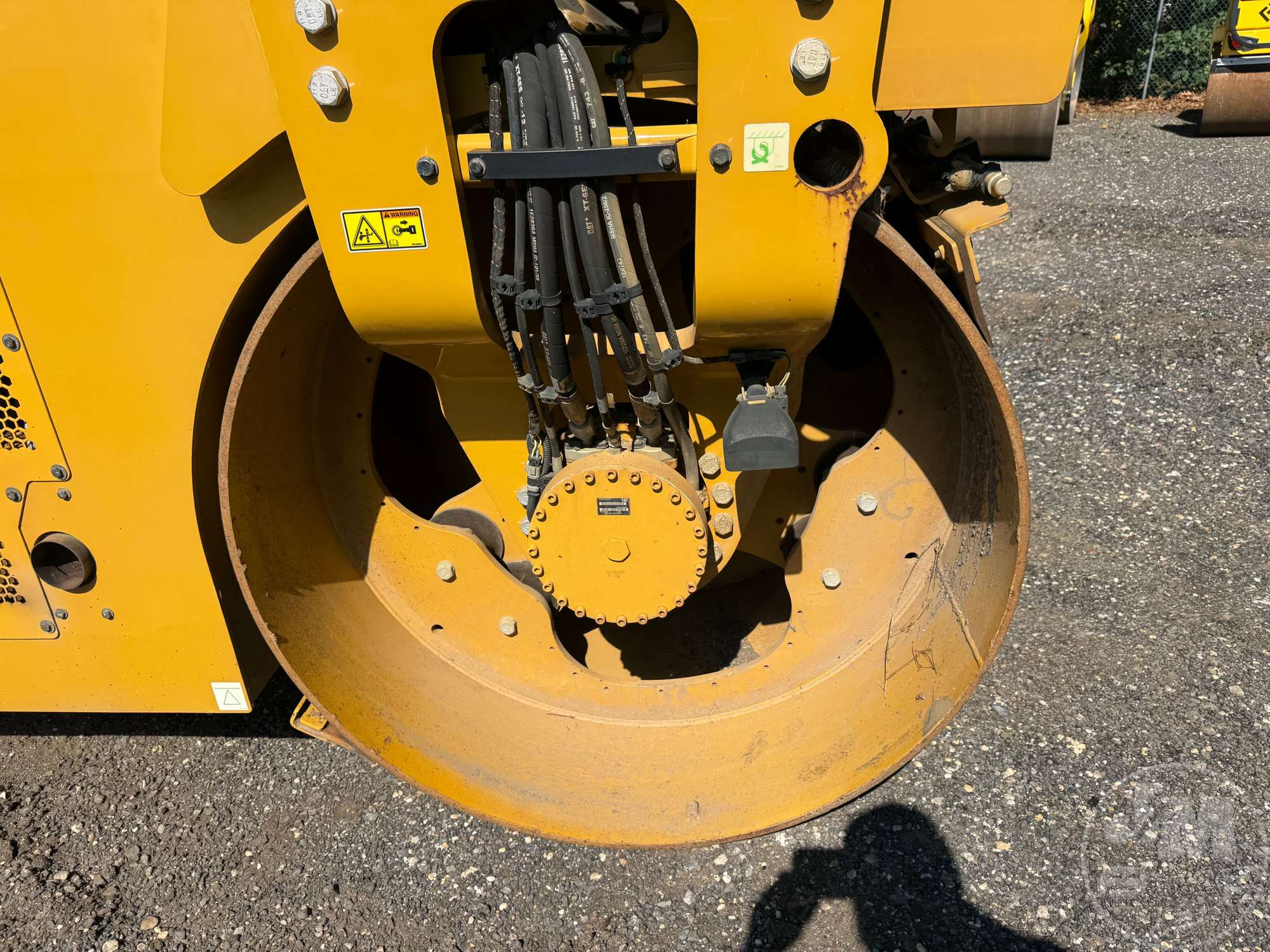 2016 Caterpillar CB54B