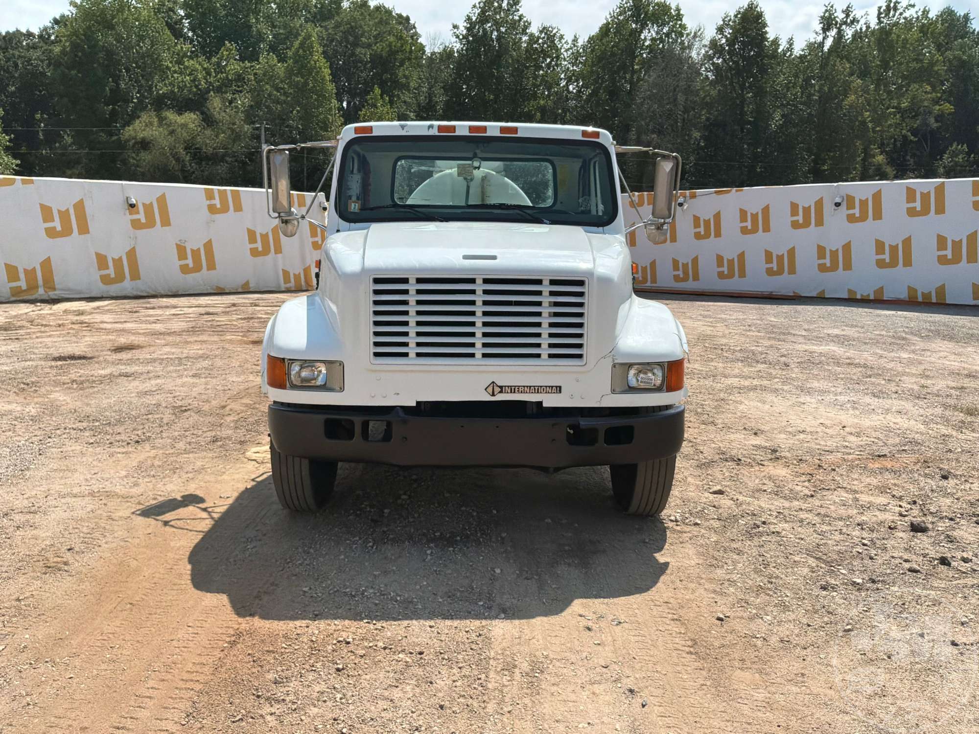2001 International 4700