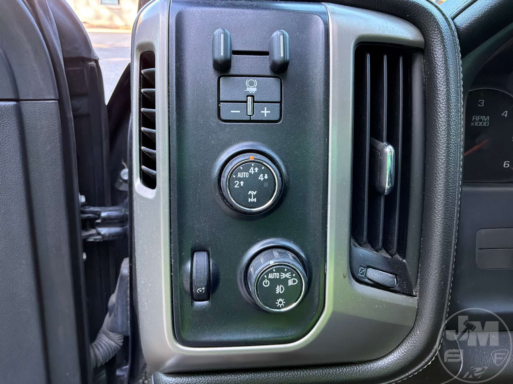 2015 GMC SIERRA