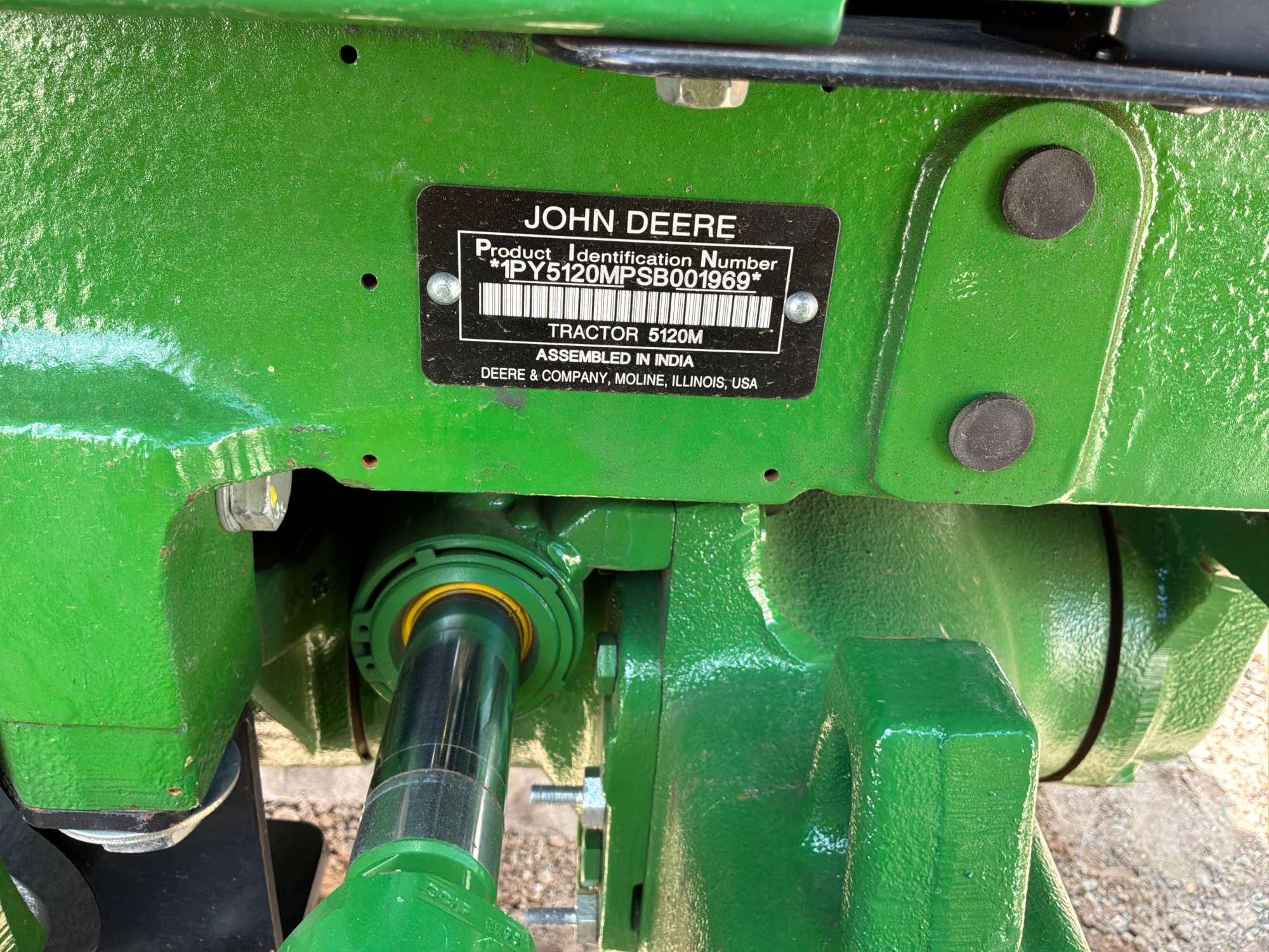 2025 John Deere 5120M