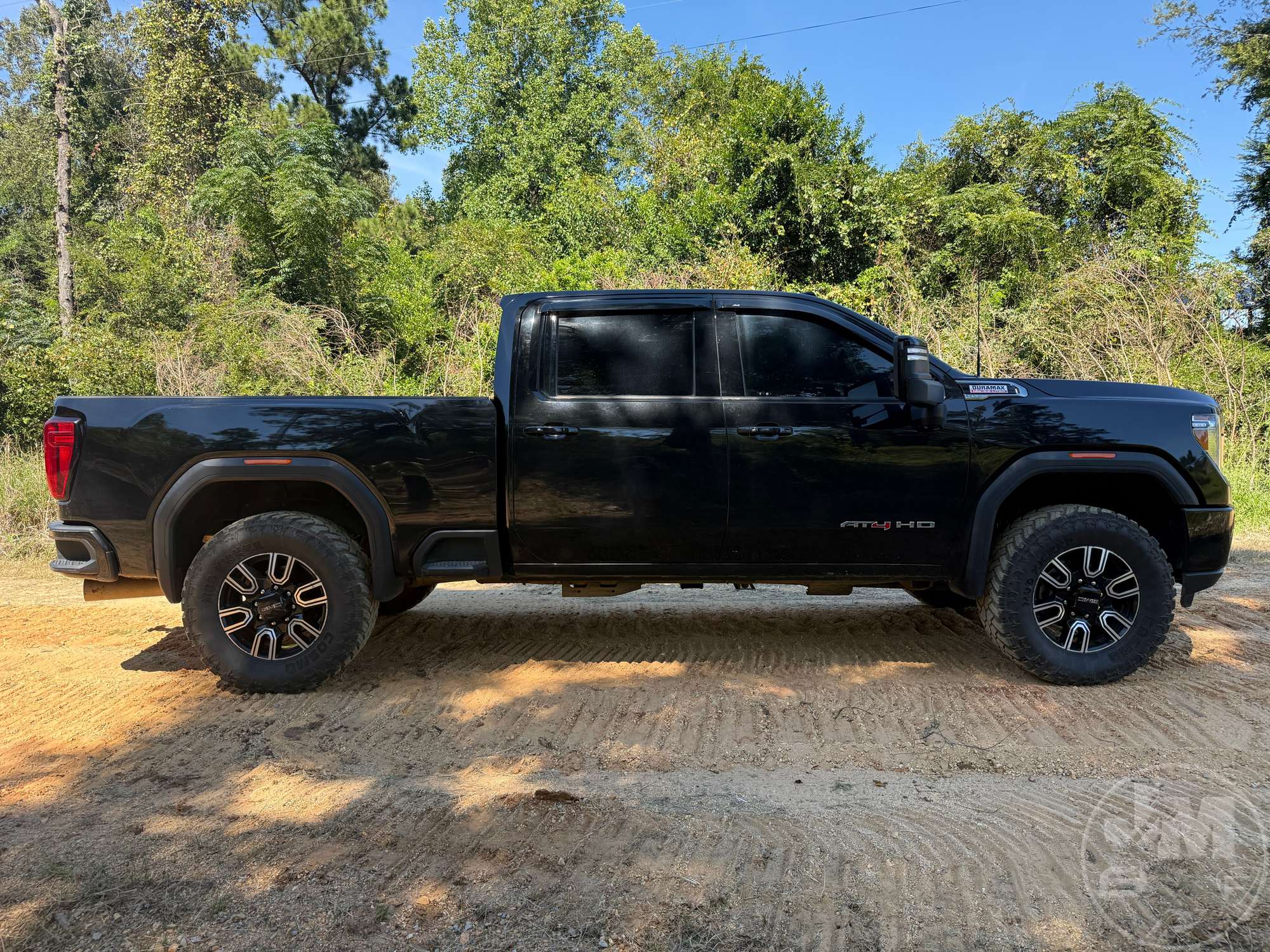 2022 GMC AT4 HD